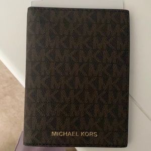 Michael Kors wallet
